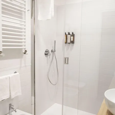 Domus Vitra 4*
