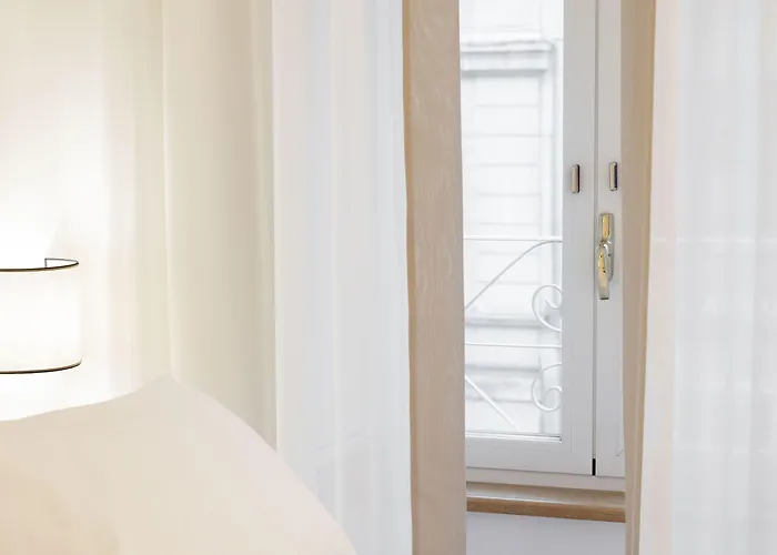 Domus Vitra بيت ضيافة روما